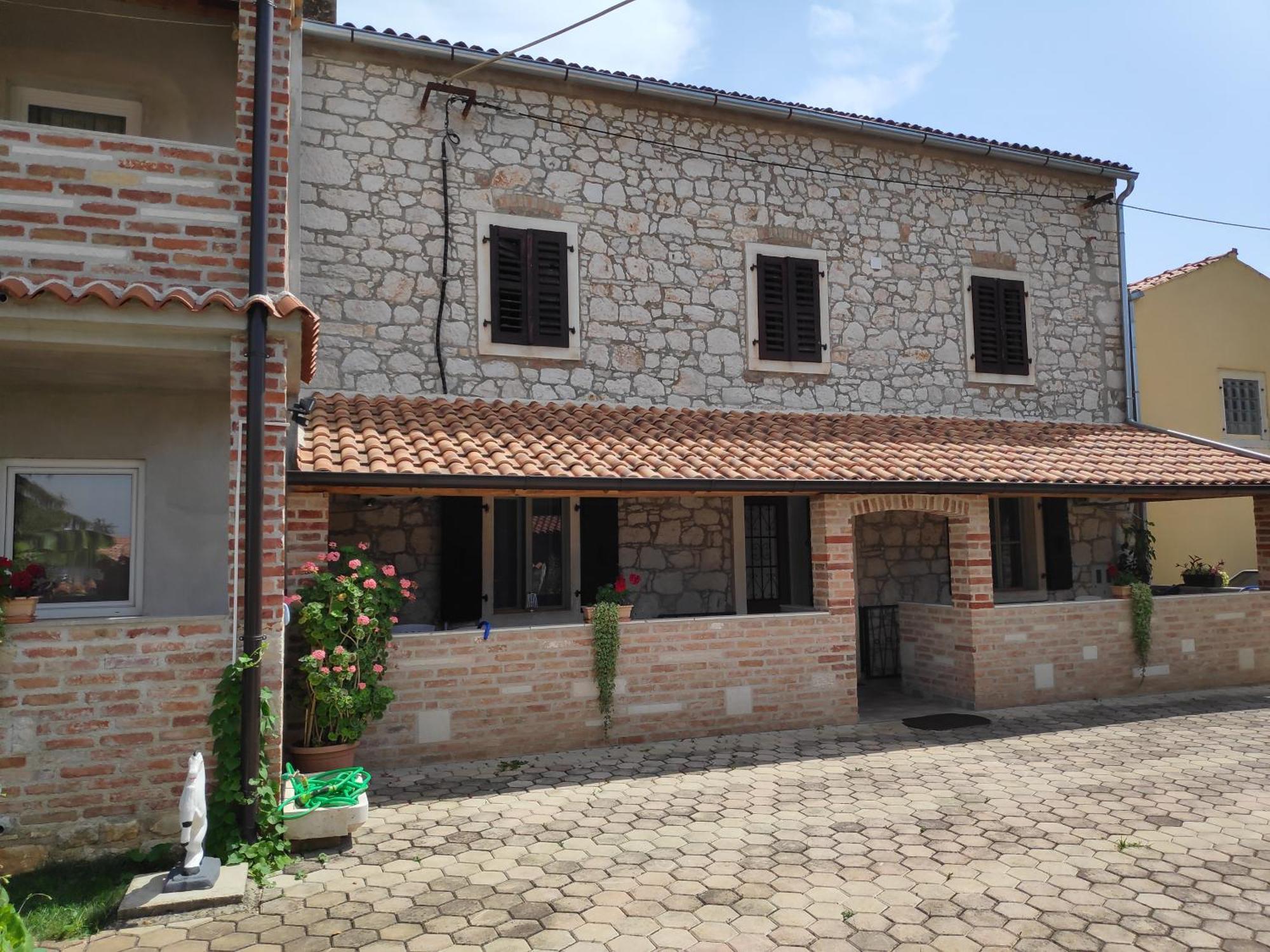 Apartmani Memic 100 M Do Plaze, Apartments Memic Only 100M From Beach Poreč Pokoj fotografie