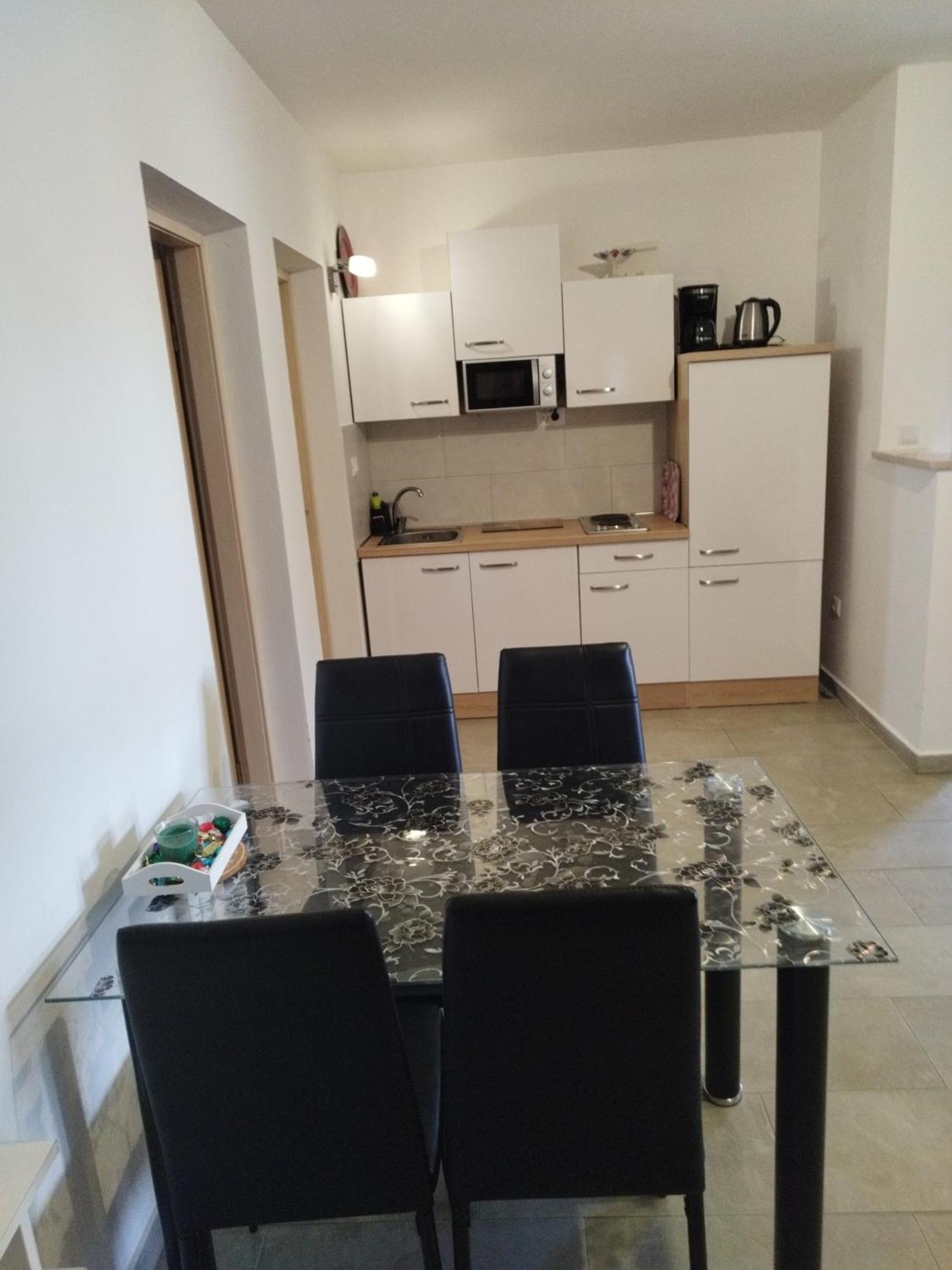 Apartmani Memic 100 M Do Plaze, Apartments Memic Only 100M From Beach Poreč Exteriér fotografie