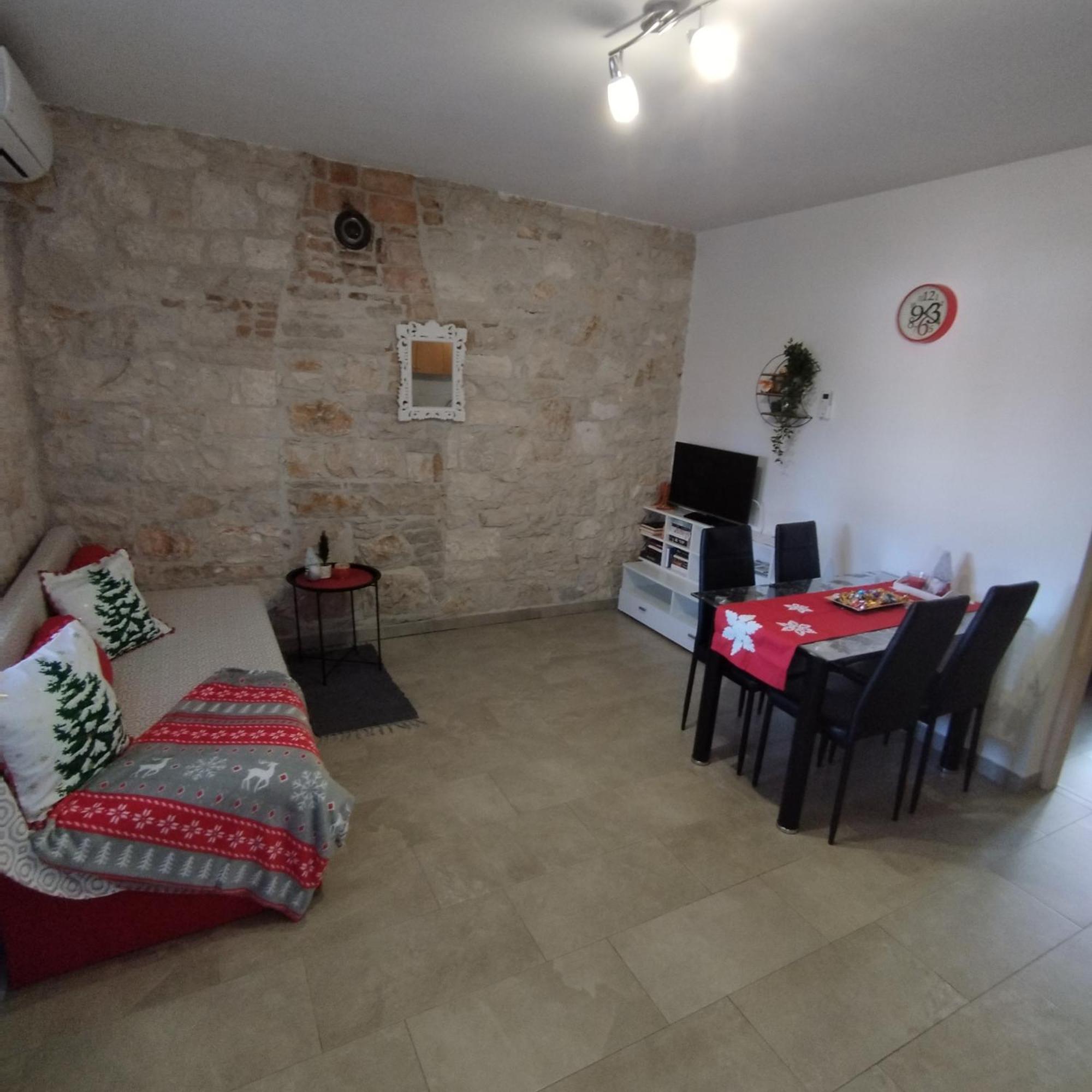 Apartmani Memic 100 M Do Plaze, Apartments Memic Only 100M From Beach Poreč Exteriér fotografie