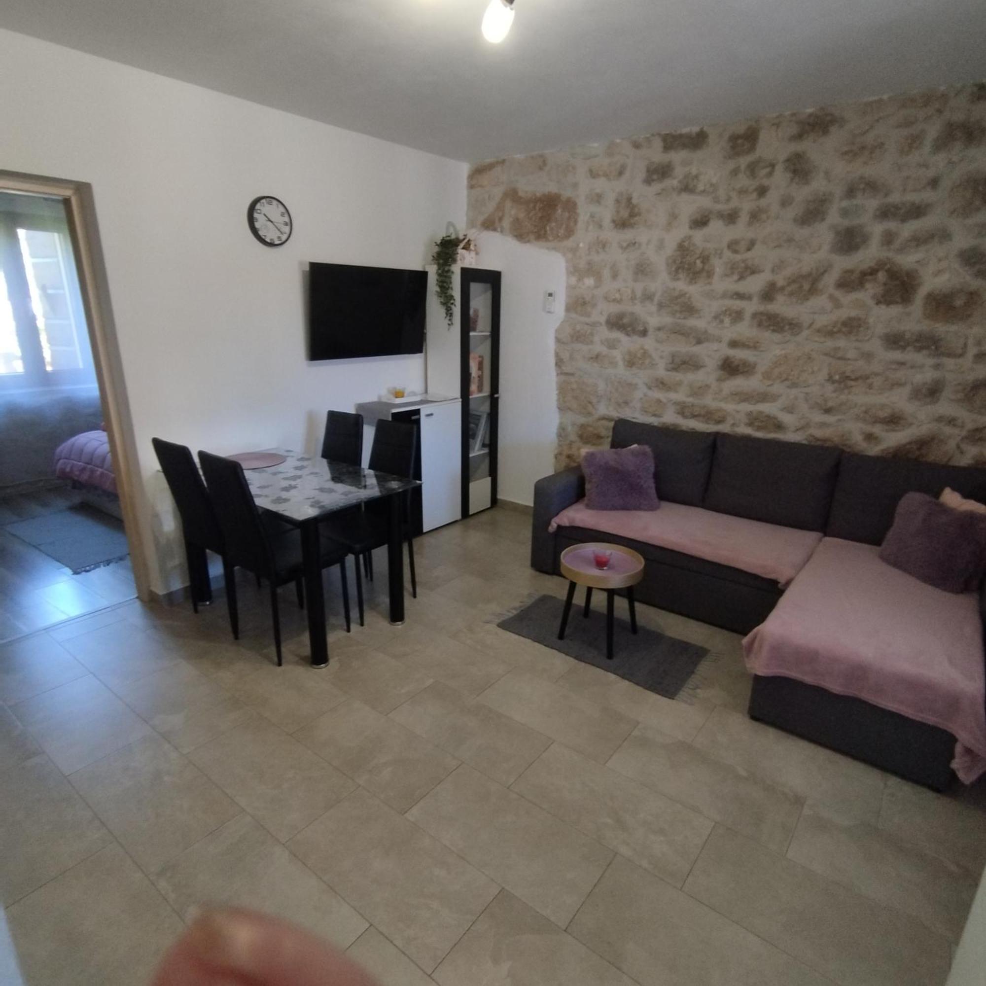 Apartmani Memic 100 M Do Plaze, Apartments Memic Only 100M From Beach Poreč Exteriér fotografie